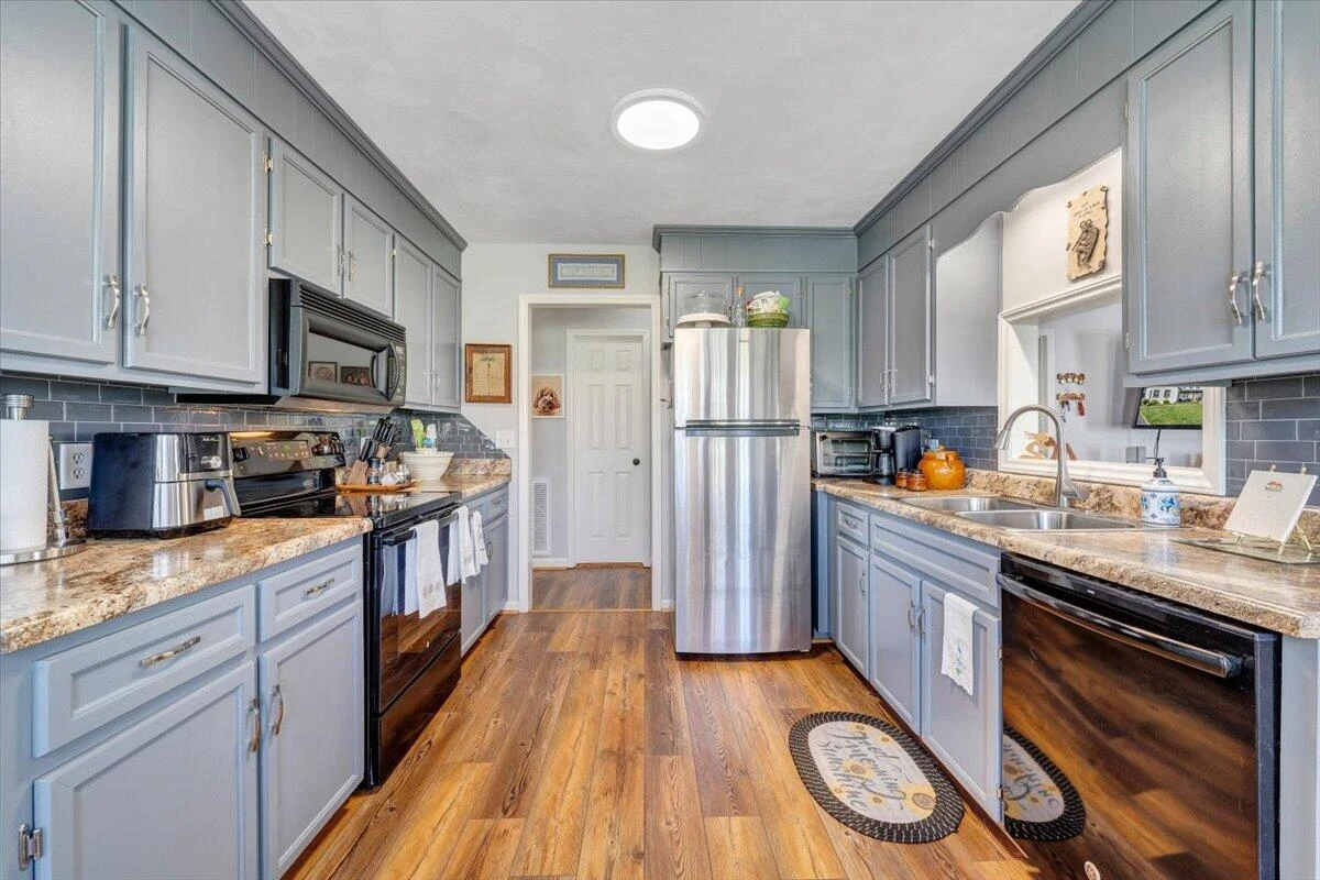 49 Coachman PL - Photo 16