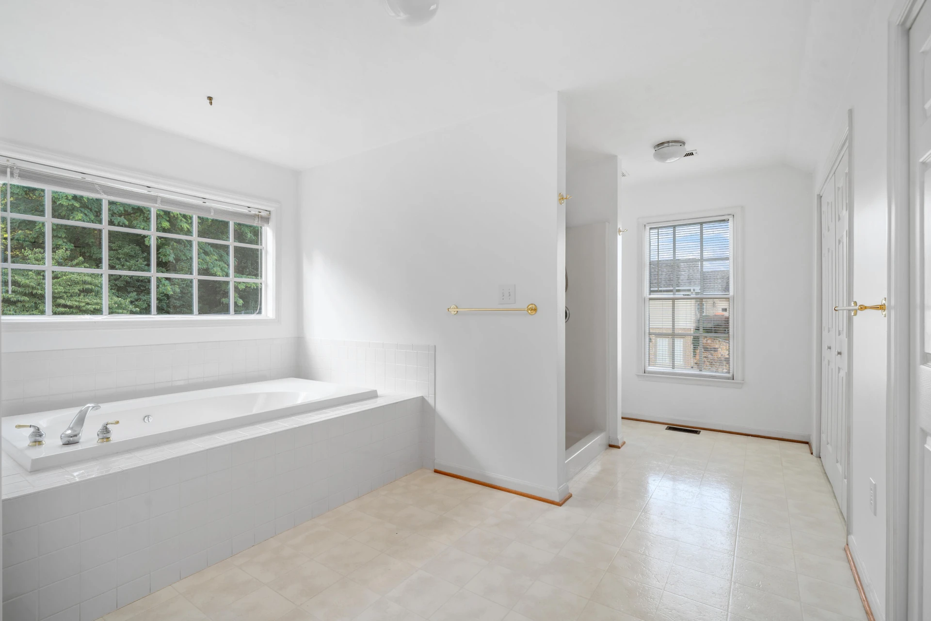 475 Wentworth LN - Photo 23
