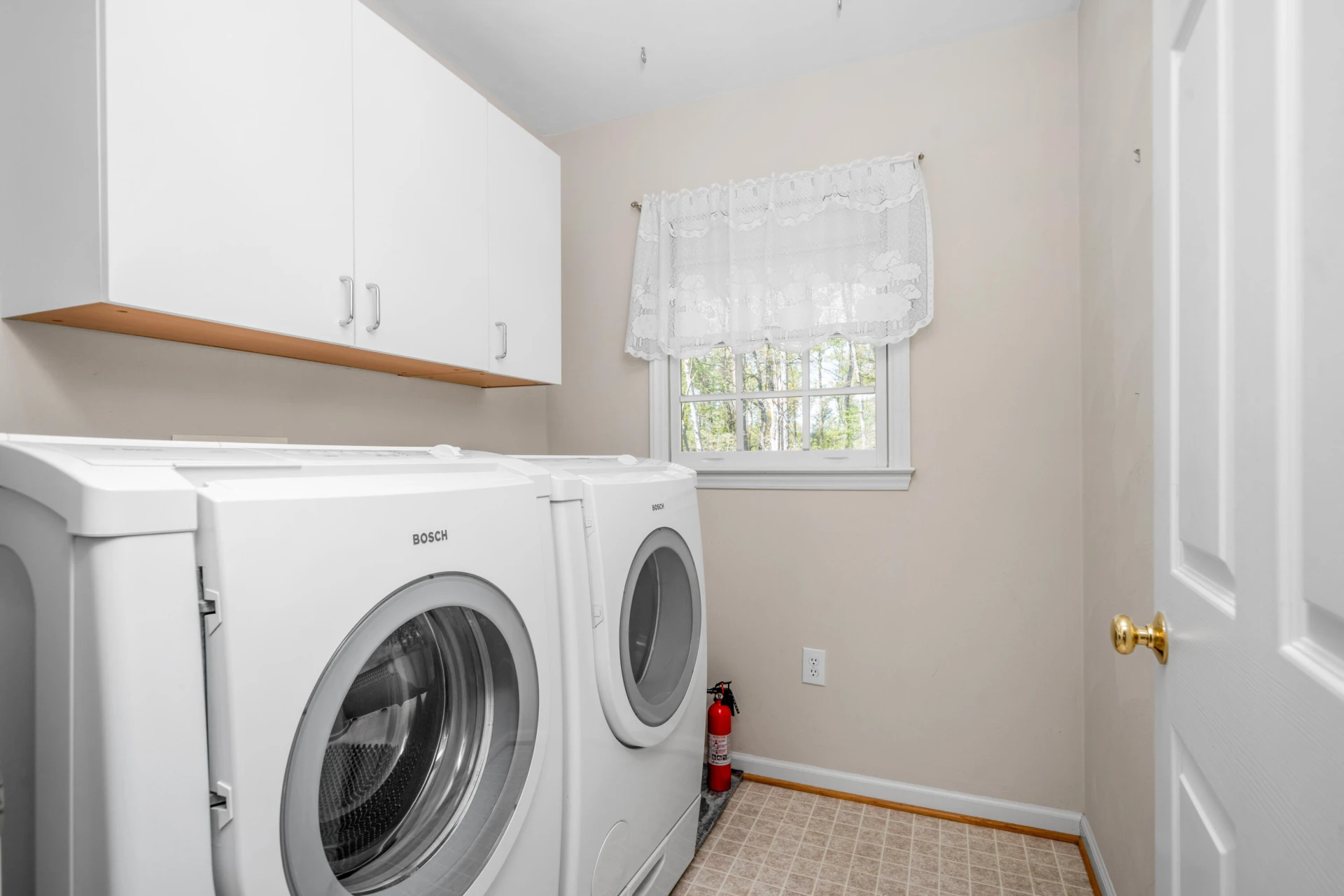 475 Wentworth LN - Photo 25