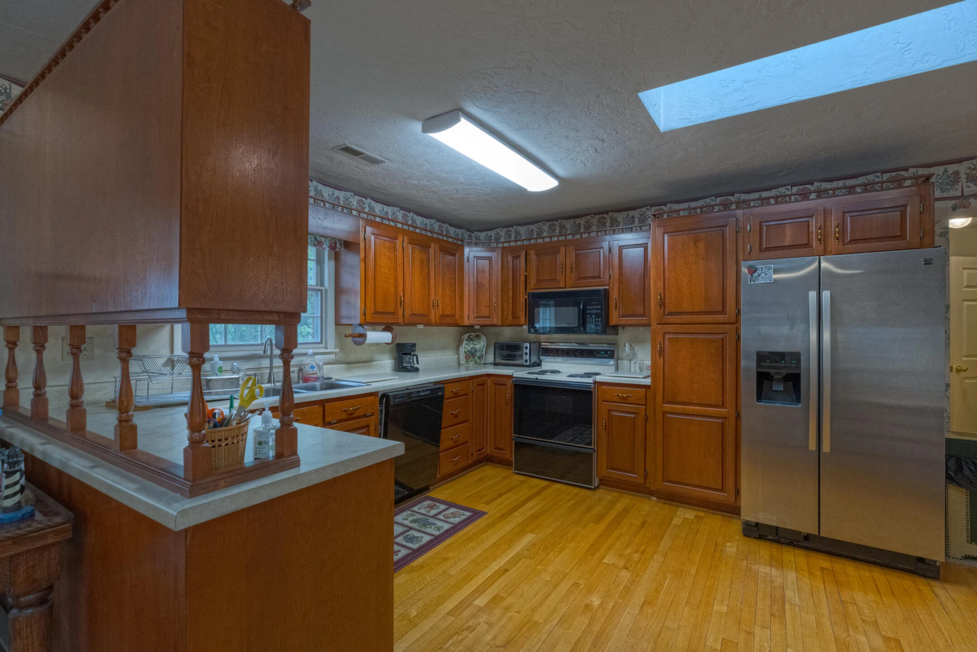 1615 Deyerle RD - Photo 12