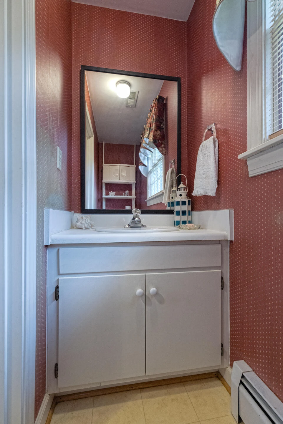 1615 Deyerle RD - Photo 14