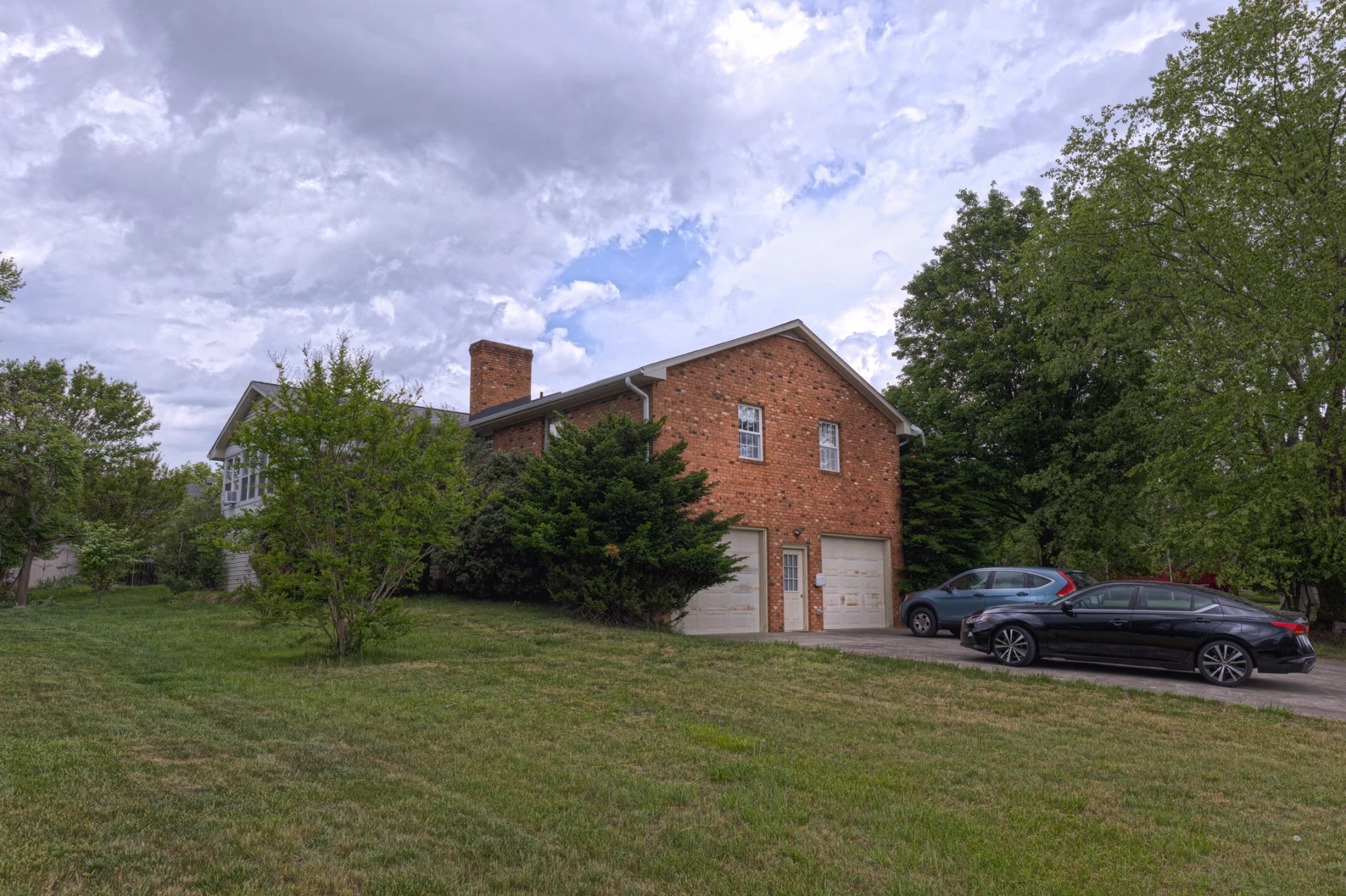 1615 Deyerle RD - Photo 33