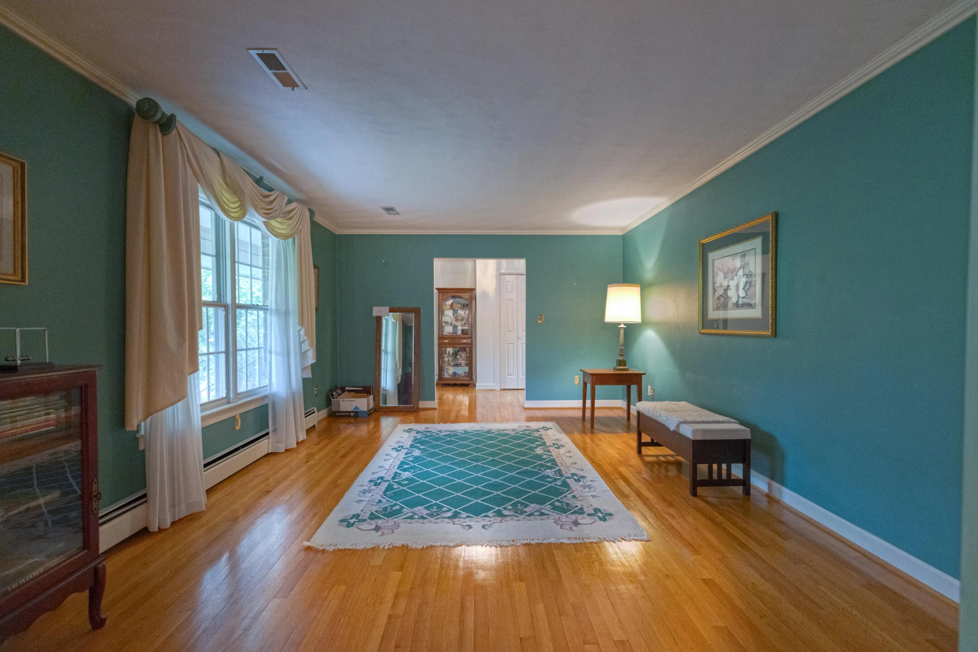 1615 Deyerle RD - Photo 6