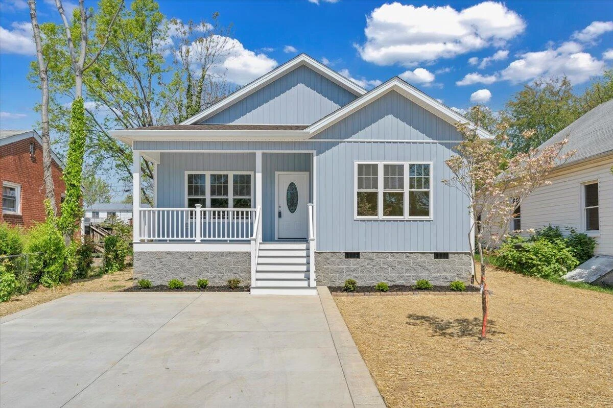 1017 Greenhurst AVE - Photo 32