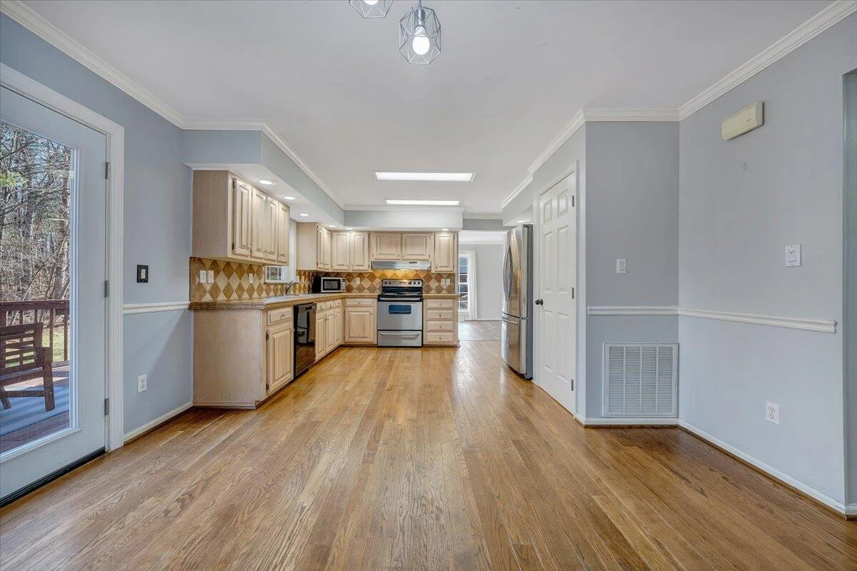 220 Regency BLVD - Photo 17