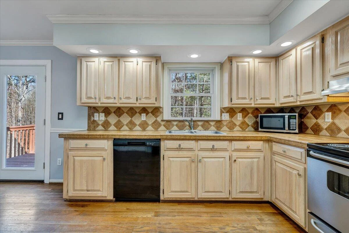 220 Regency BLVD - Photo 22