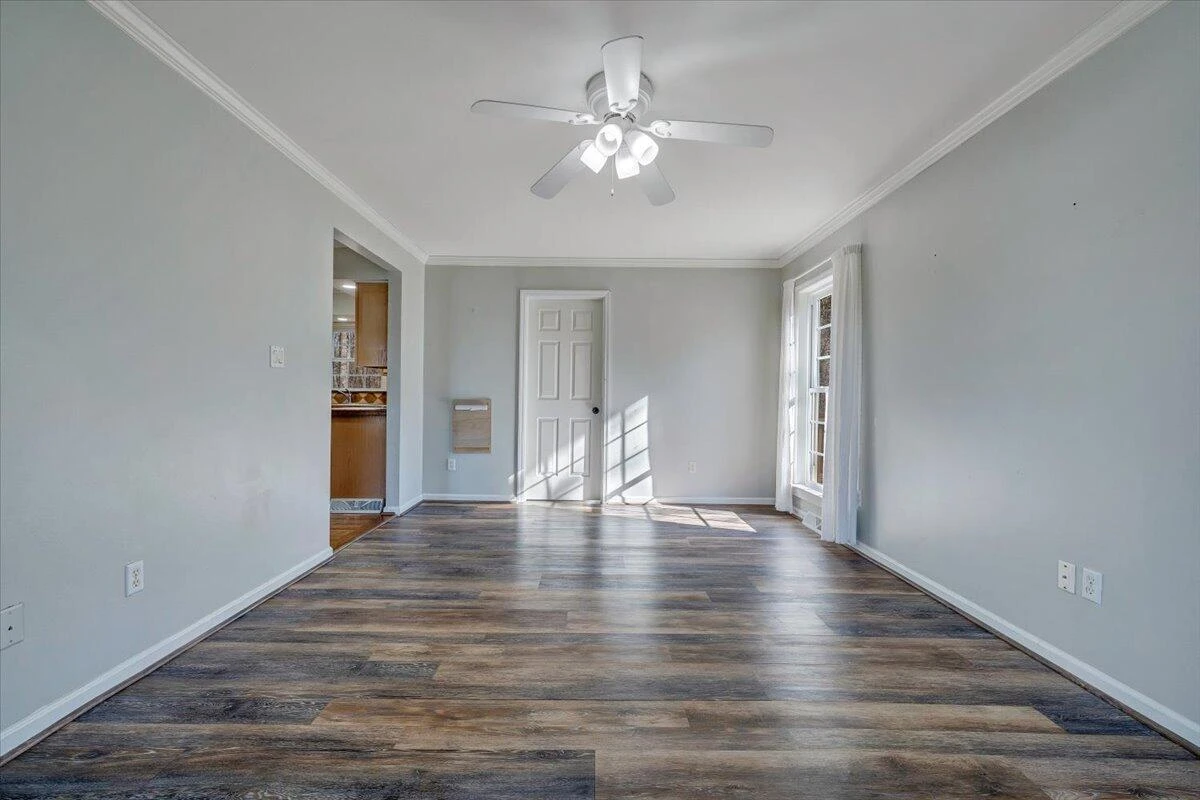 220 Regency BLVD - Photo 26