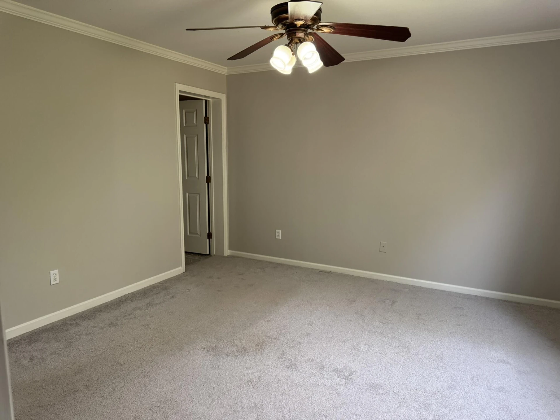 220 Regency BLVD - Photo 32