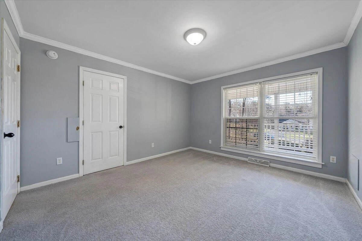 220 Regency BLVD - Photo 36
