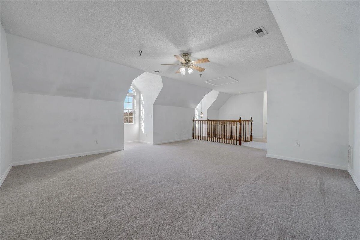 220 Regency BLVD - Photo 40