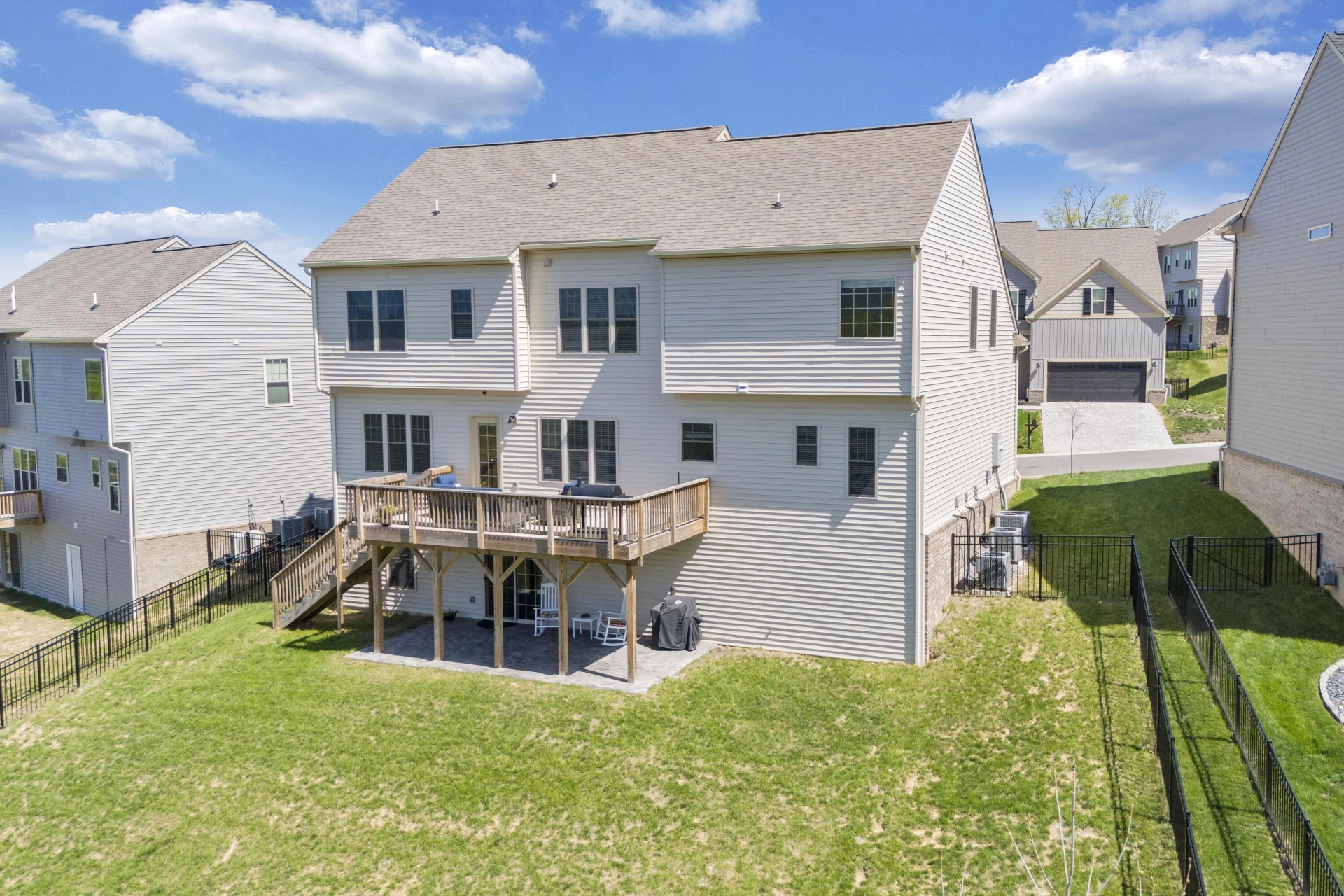 6946 Linn Cove CT - Photo 3