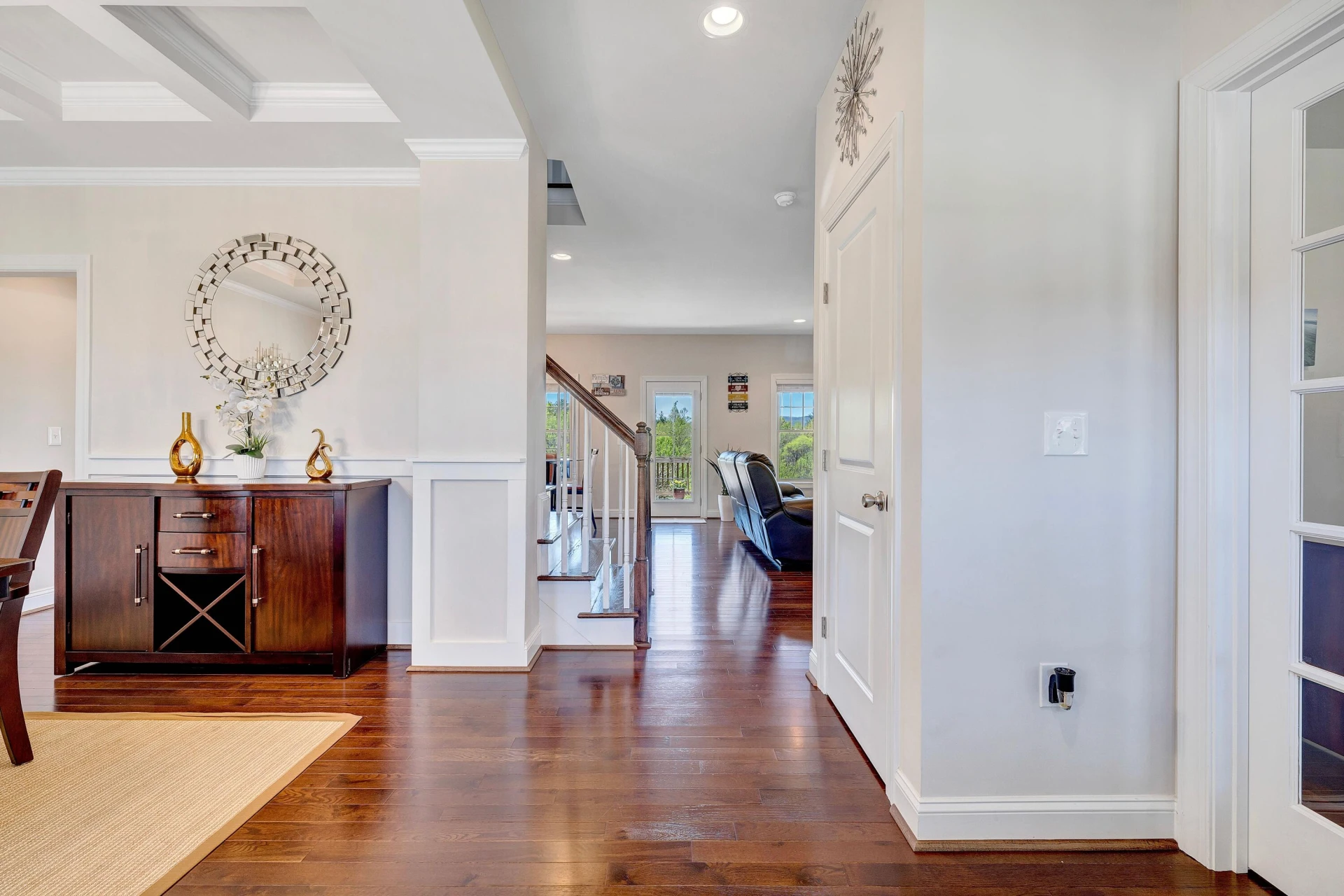 6946 Linn Cove CT - Photo 7