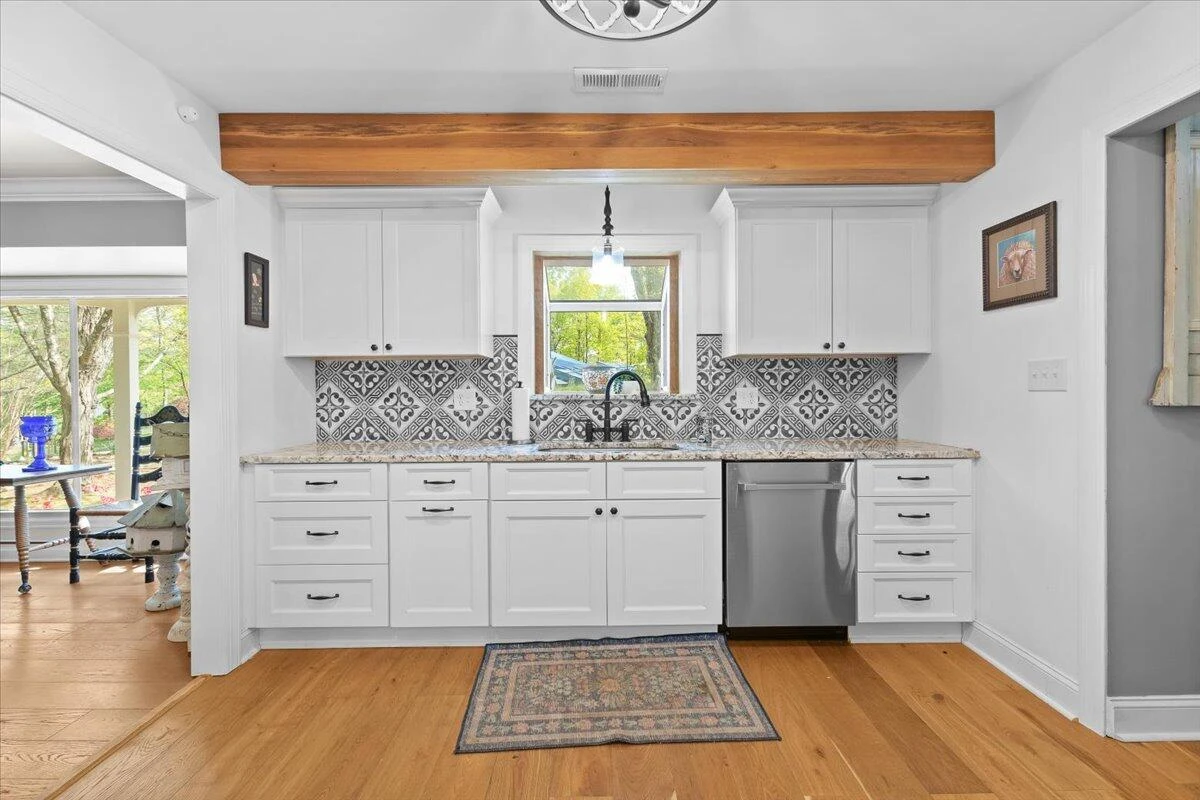 5011 Hunting Hills DR - Photo 17