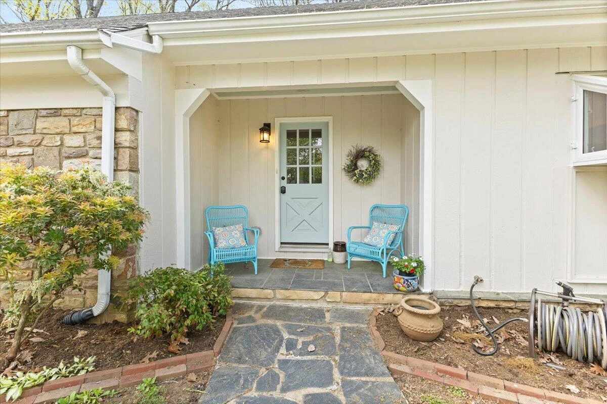 5011 Hunting Hills DR - Photo 9