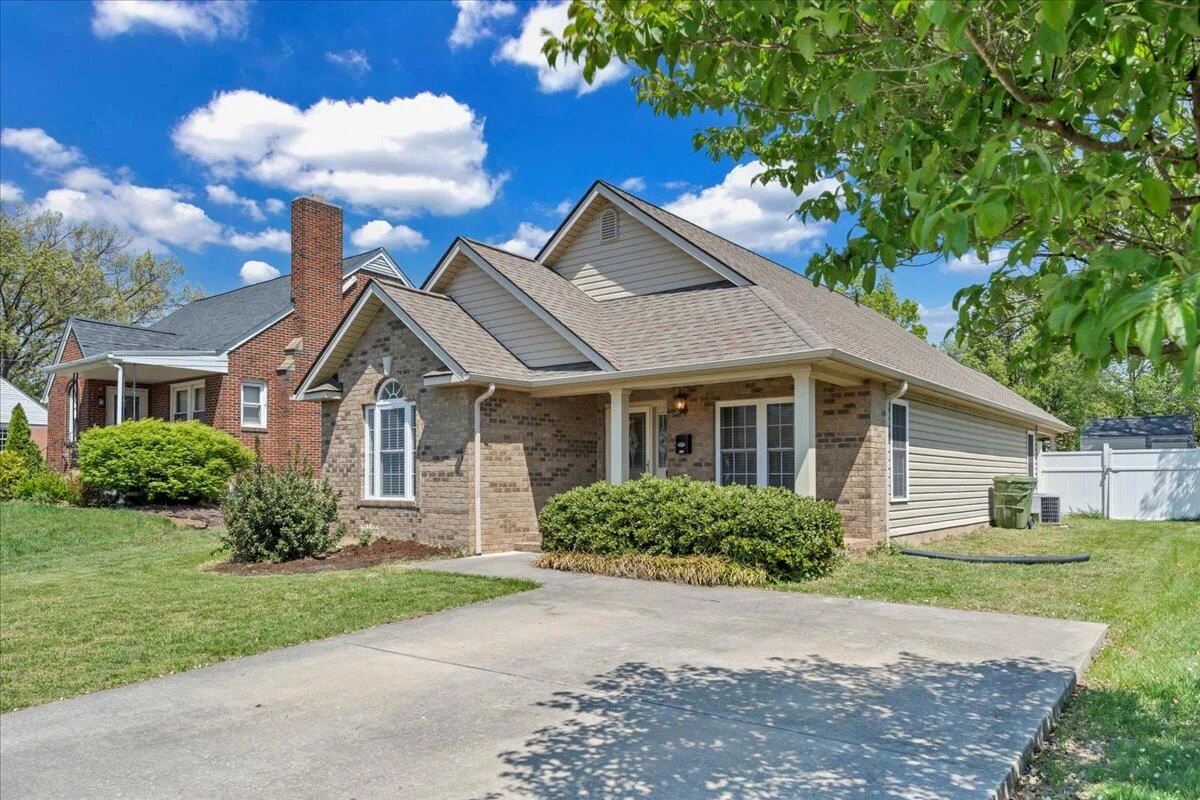 212 N Bruffey ST - Photo 30