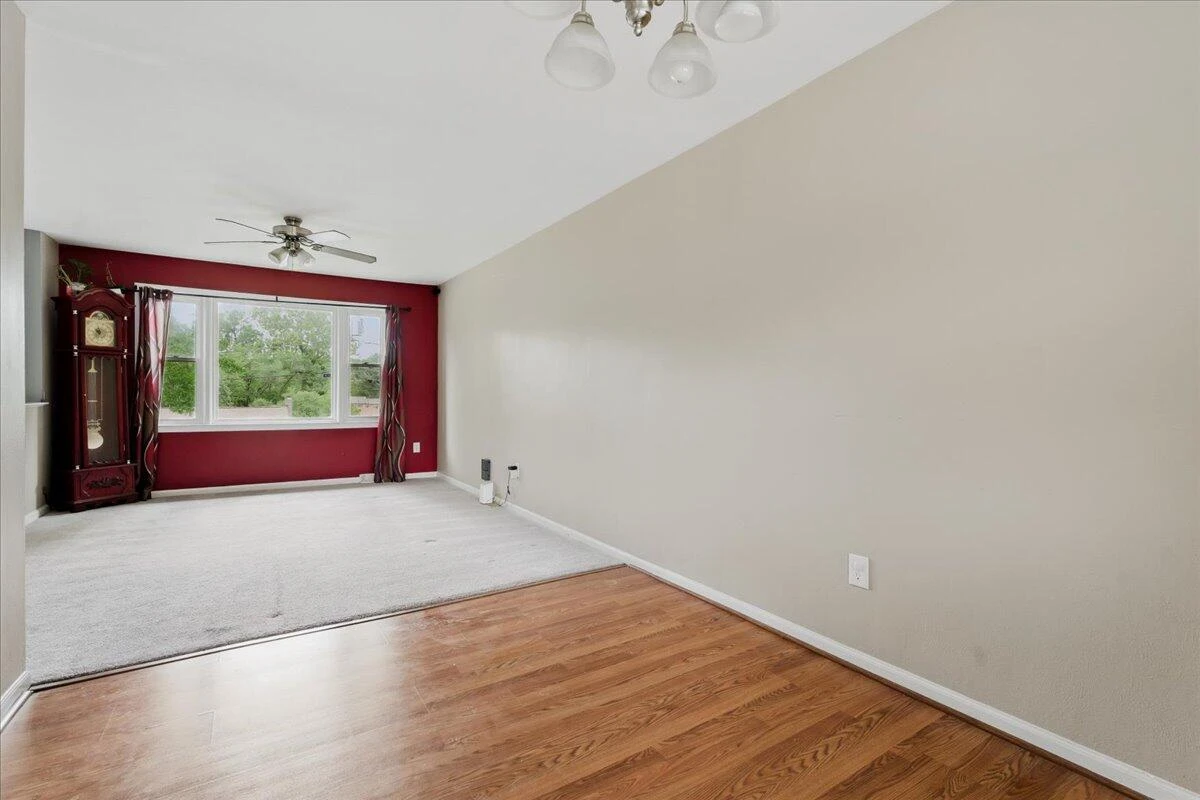 931 Hedgewood DR - Photo 10