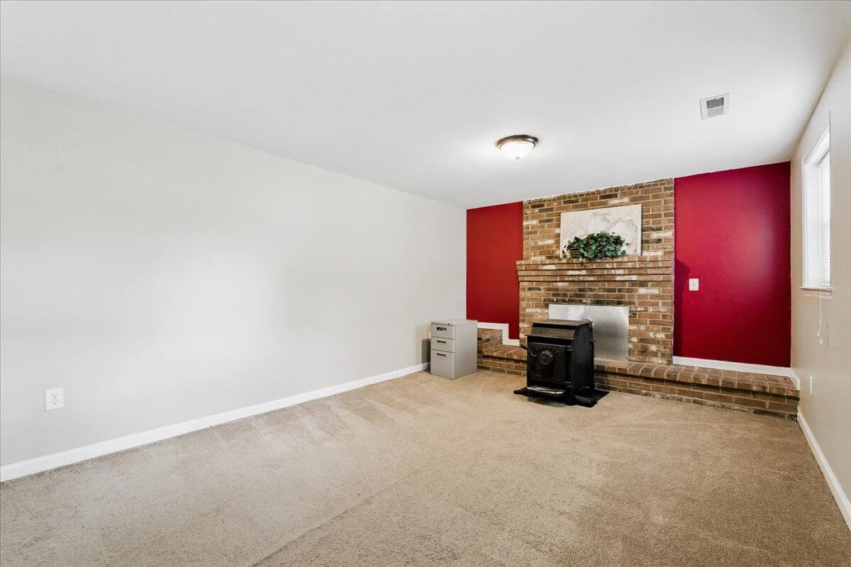 931 Hedgewood DR - Photo 29
