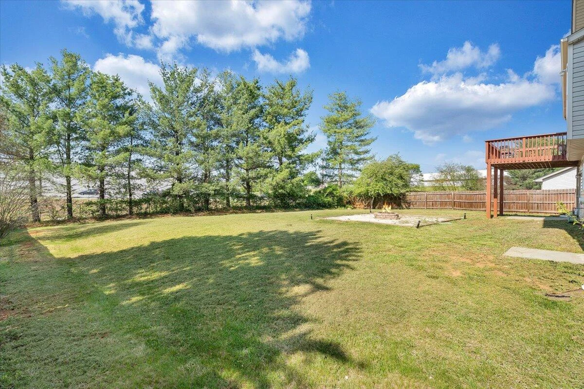 2237 Bloomfield AVE - Photo 34