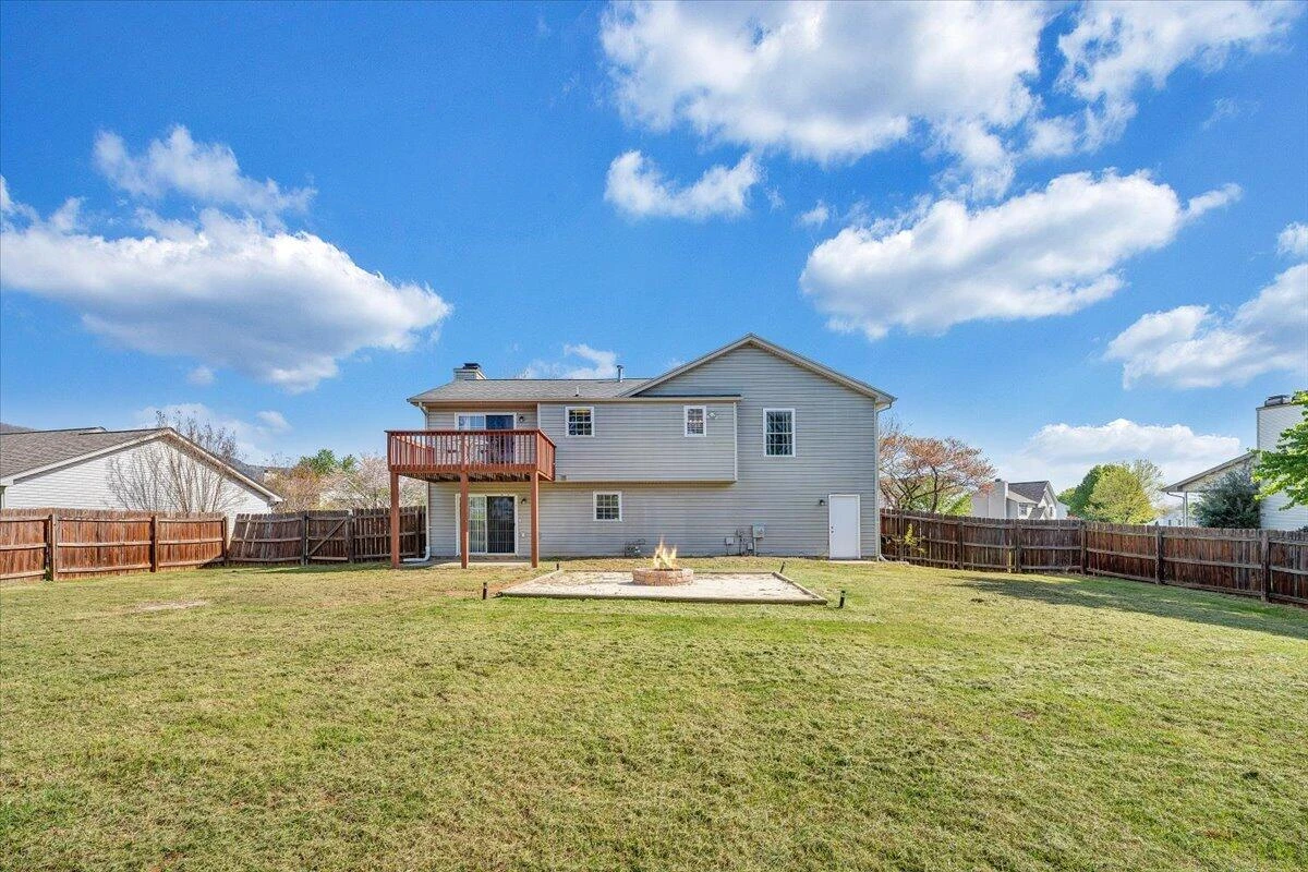 2237 Bloomfield AVE - Photo 37