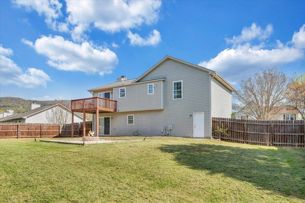 2237 Bloomfield AVE - Photo 38