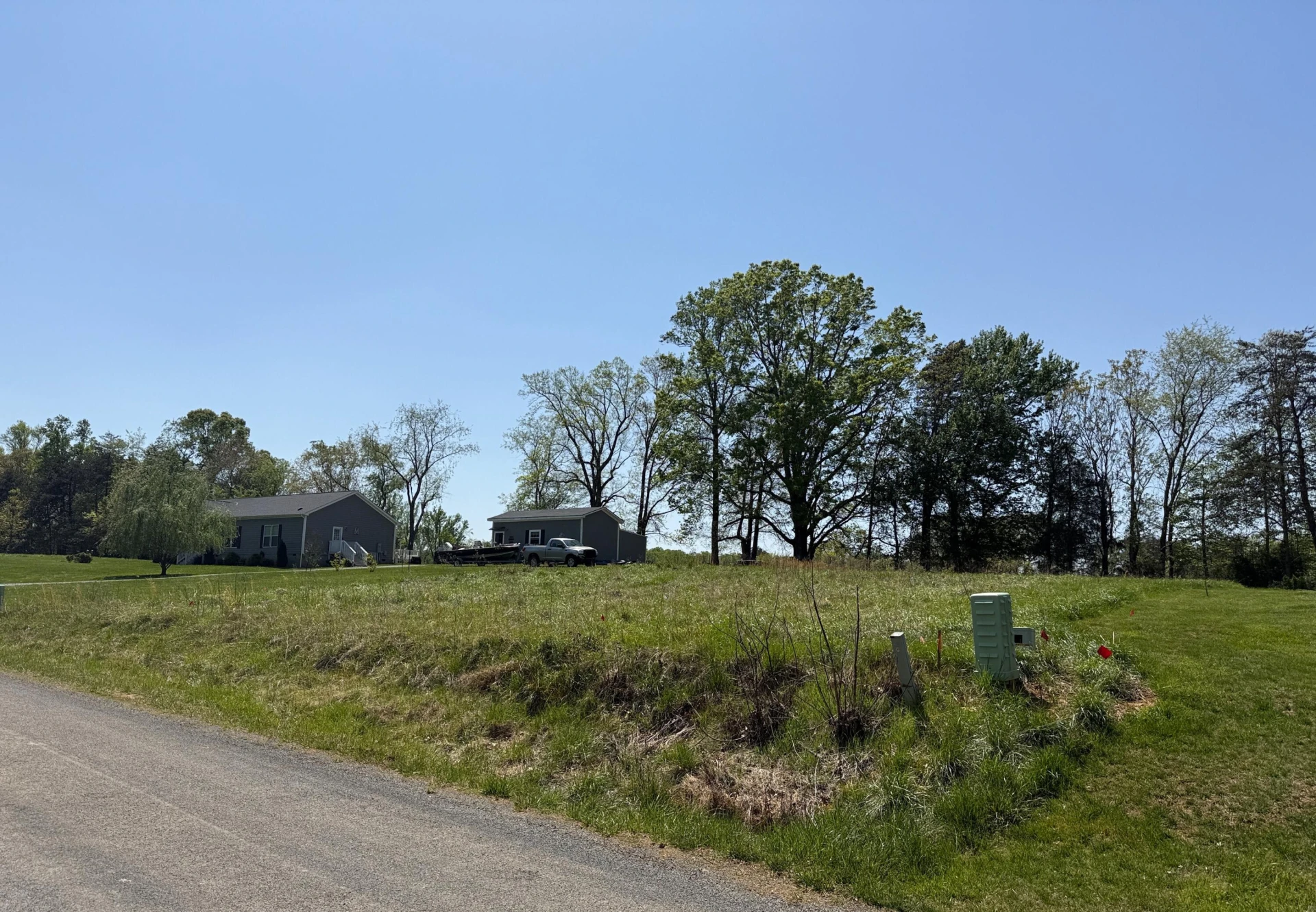Lot 11 Lake Park DR