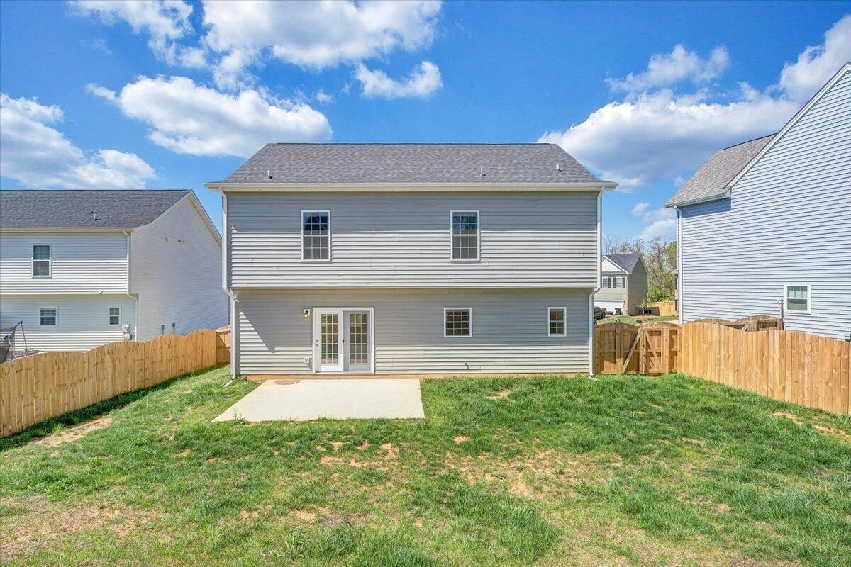 2071 Heys LN - Photo 43