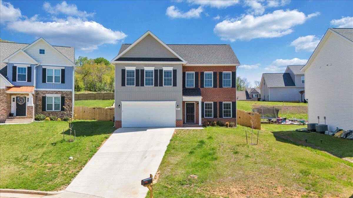 2071 Heys LN - Photo 49