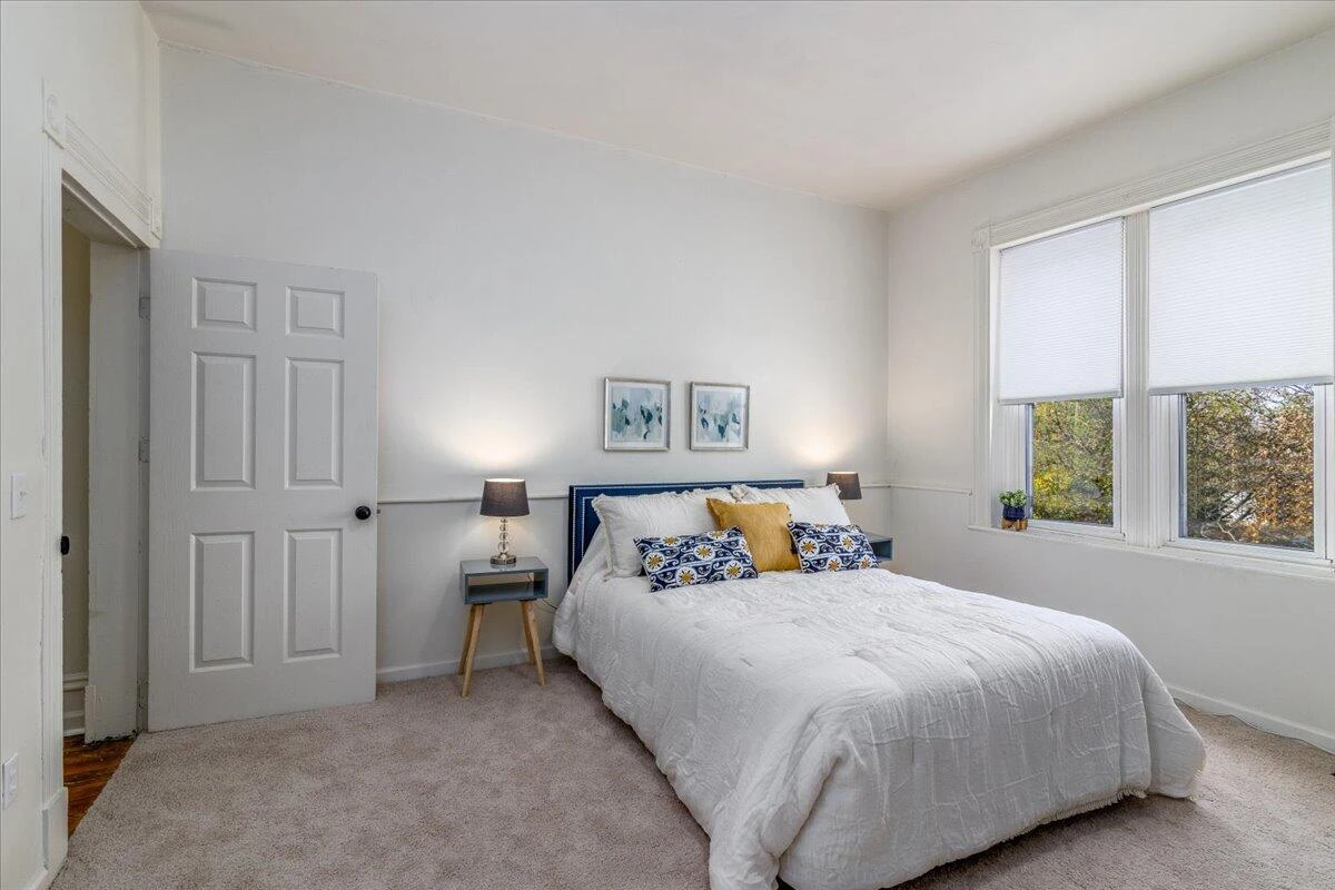 205 College AVE - Photo 11