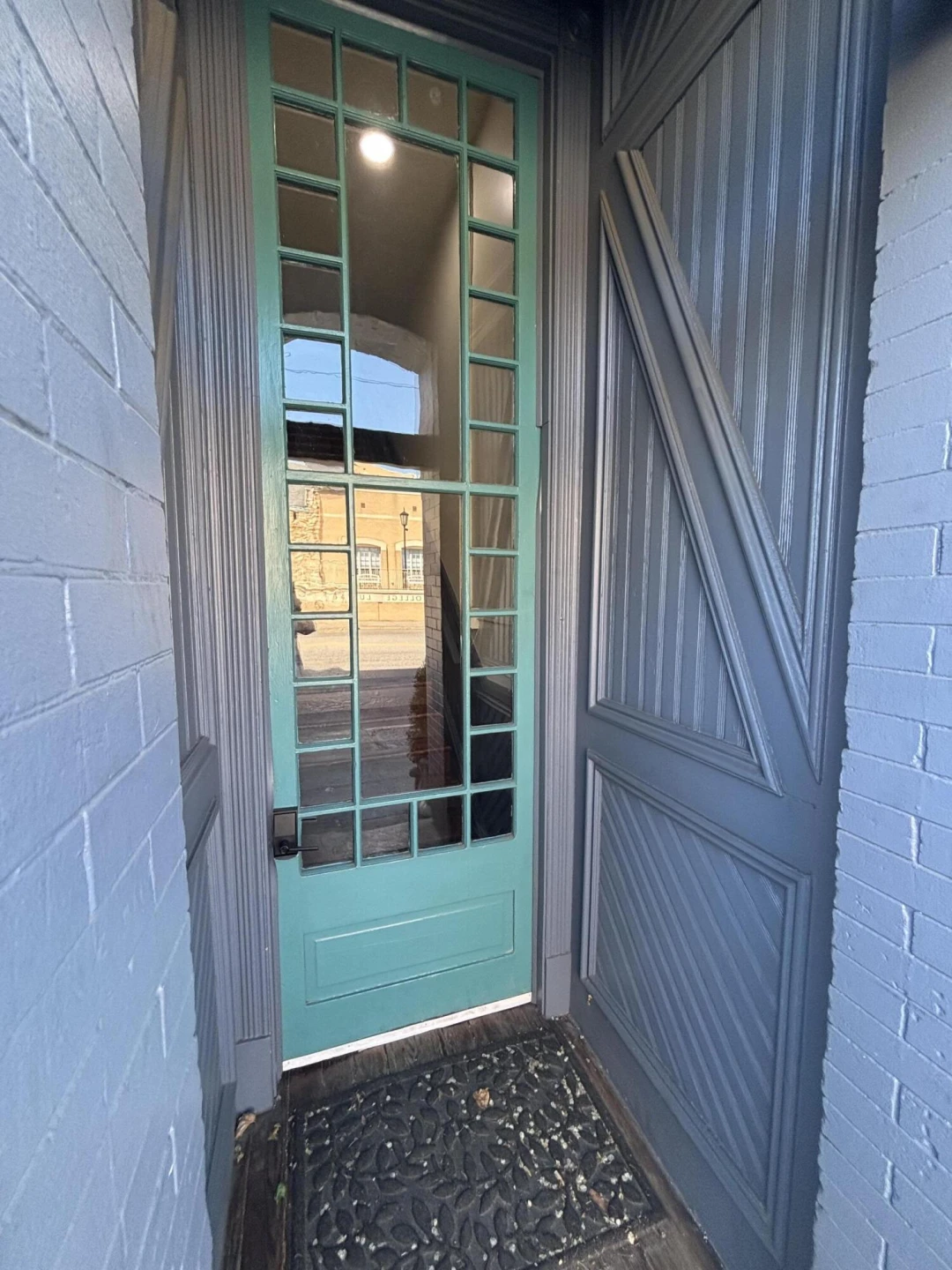 205 College AVE - Photo 2
