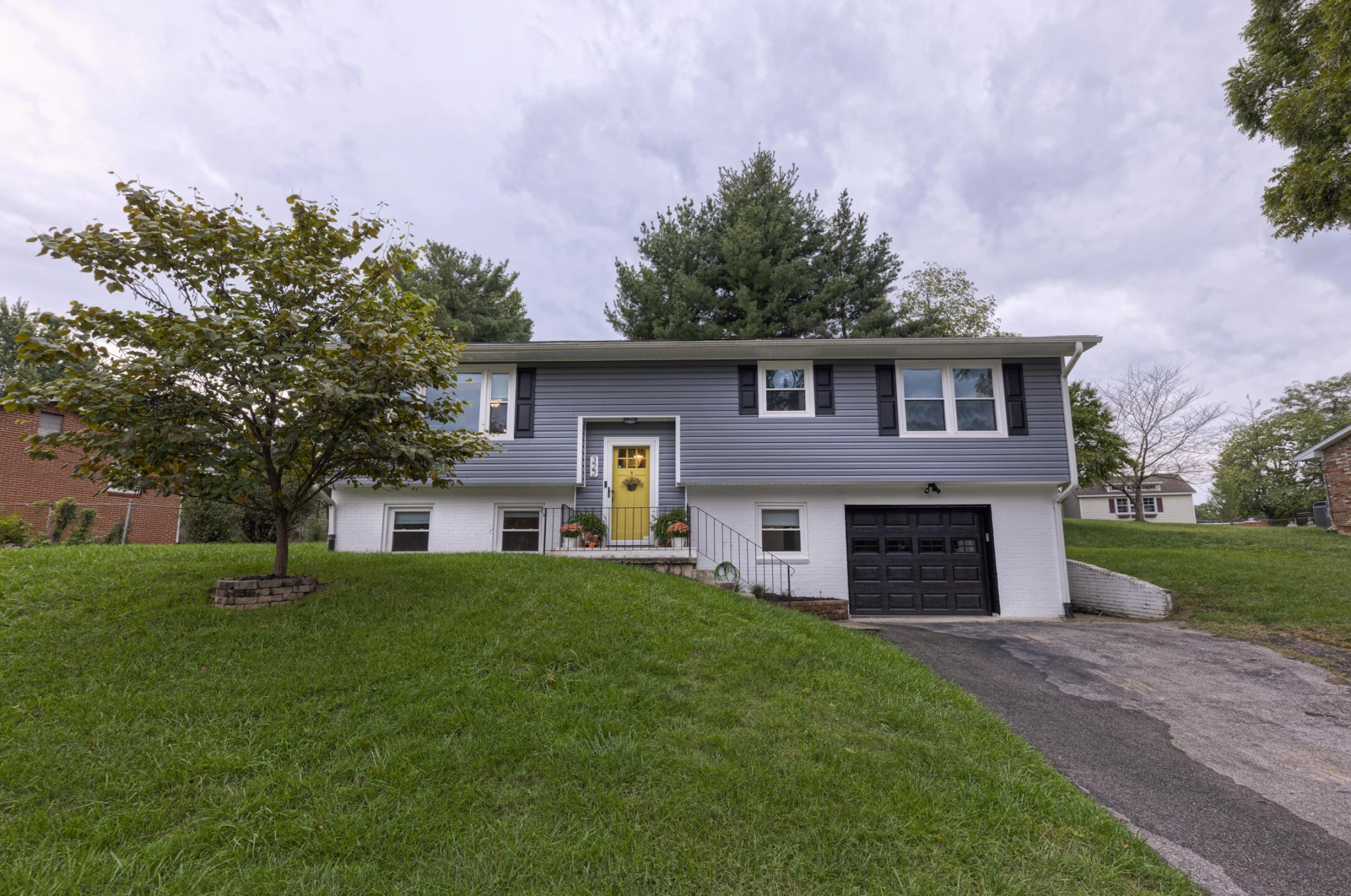 322 Ingal BLVD