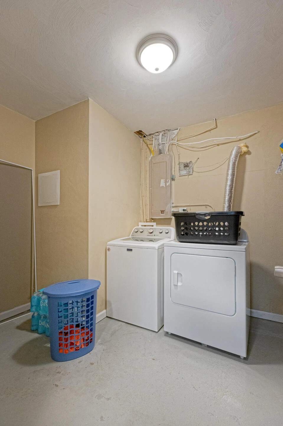 322 Ingal BLVD - Photo 19