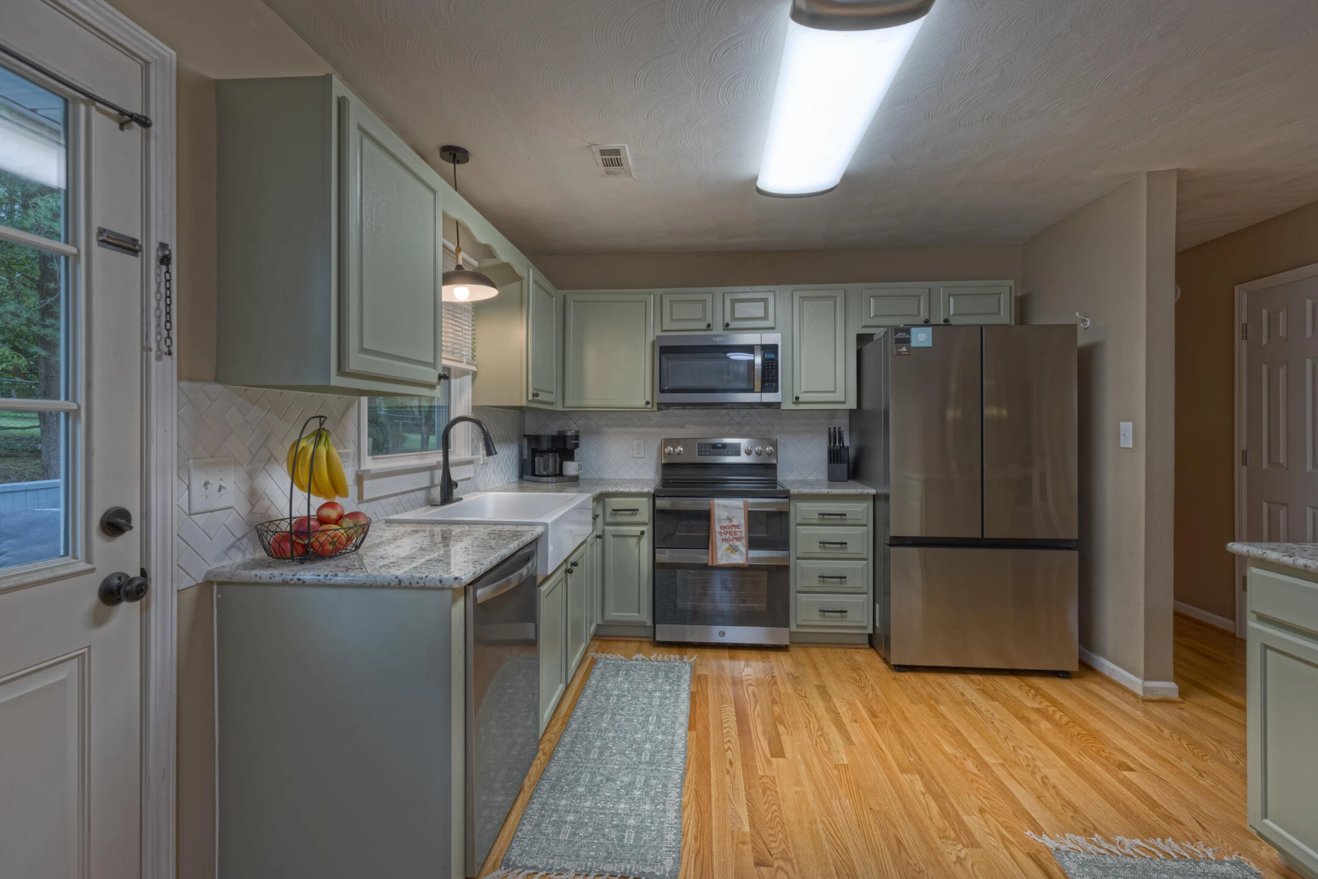 322 Ingal BLVD - Photo 7