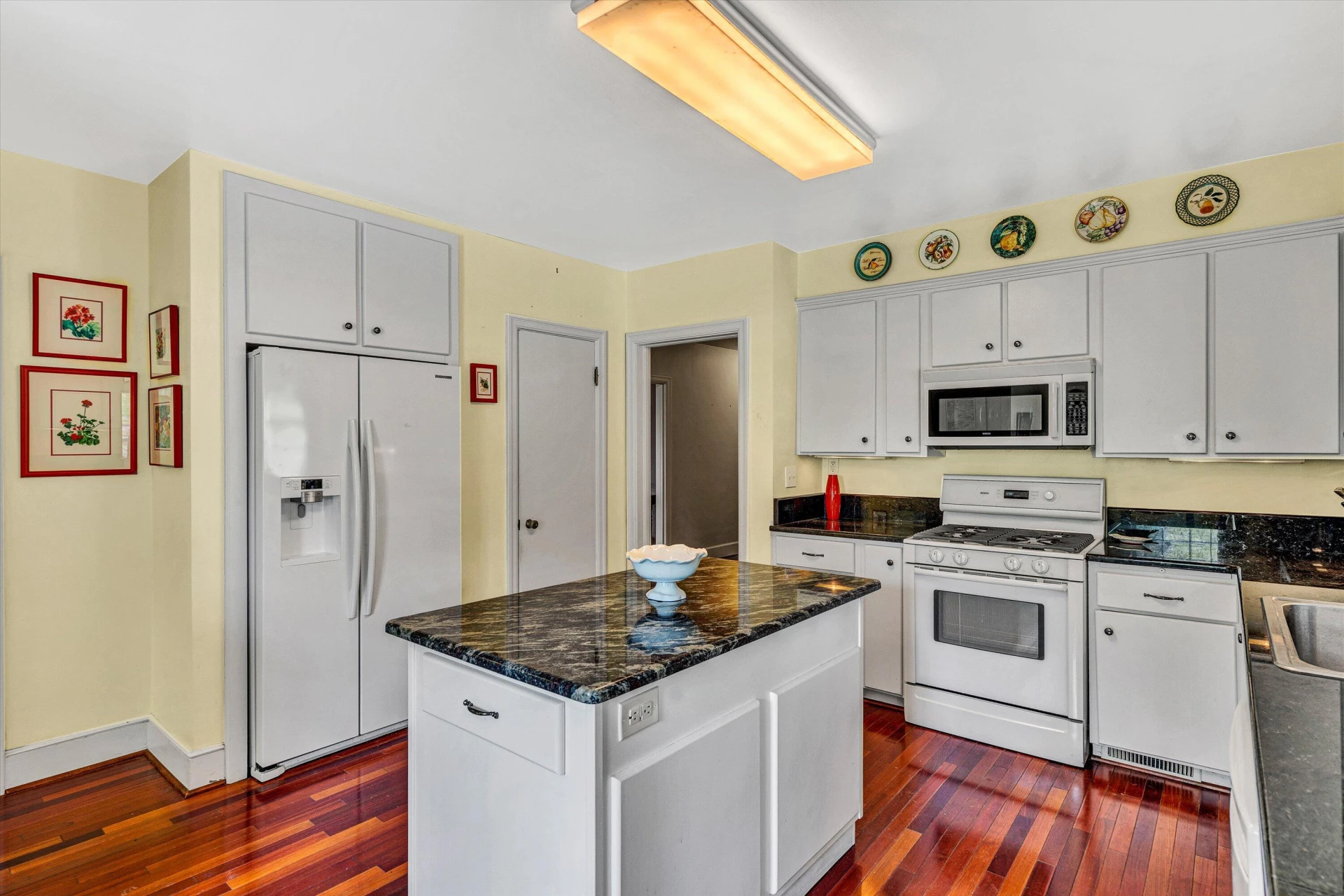 1367 Lakewood DR - Photo 10