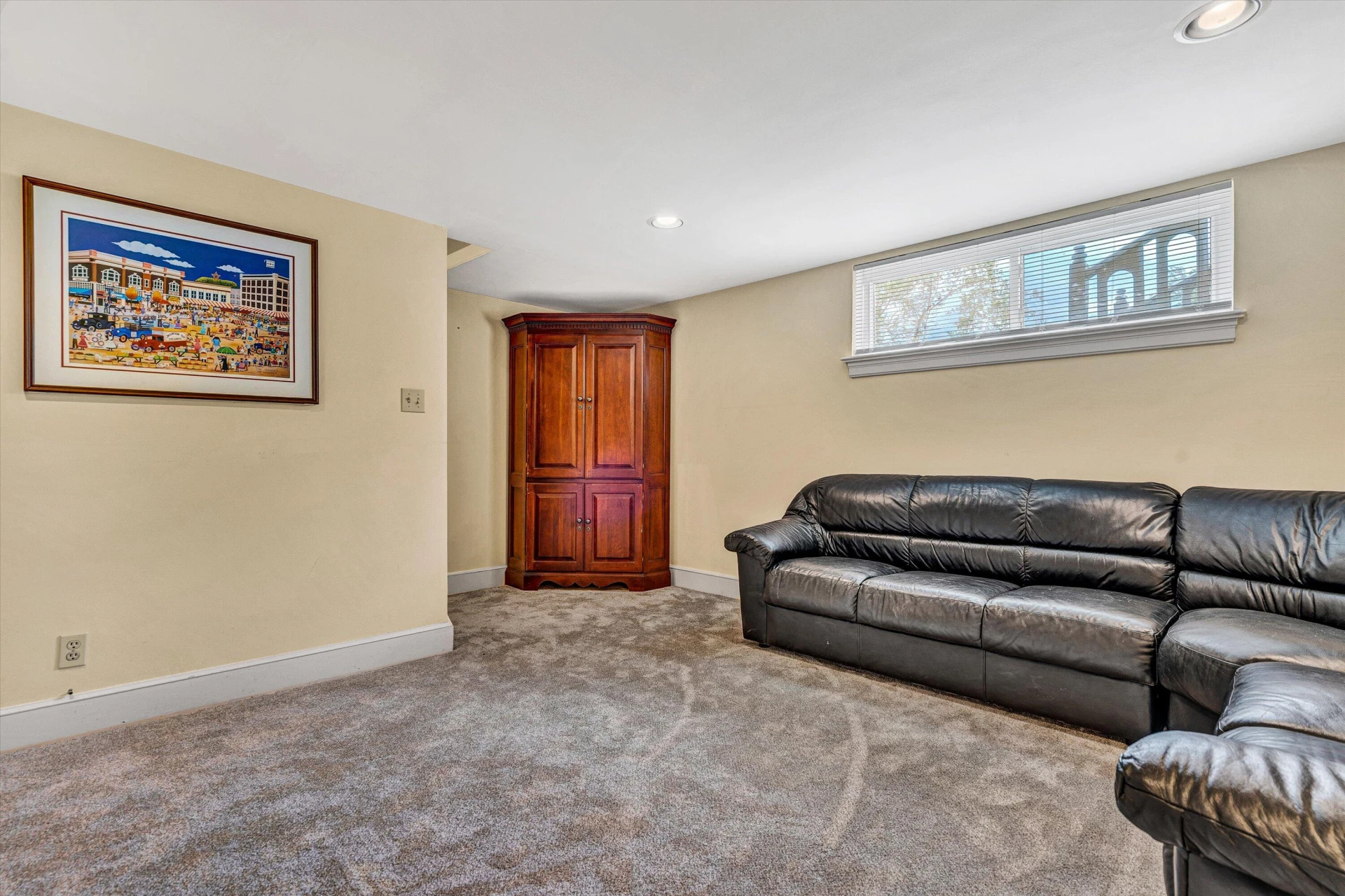 1367 Lakewood DR - Photo 18