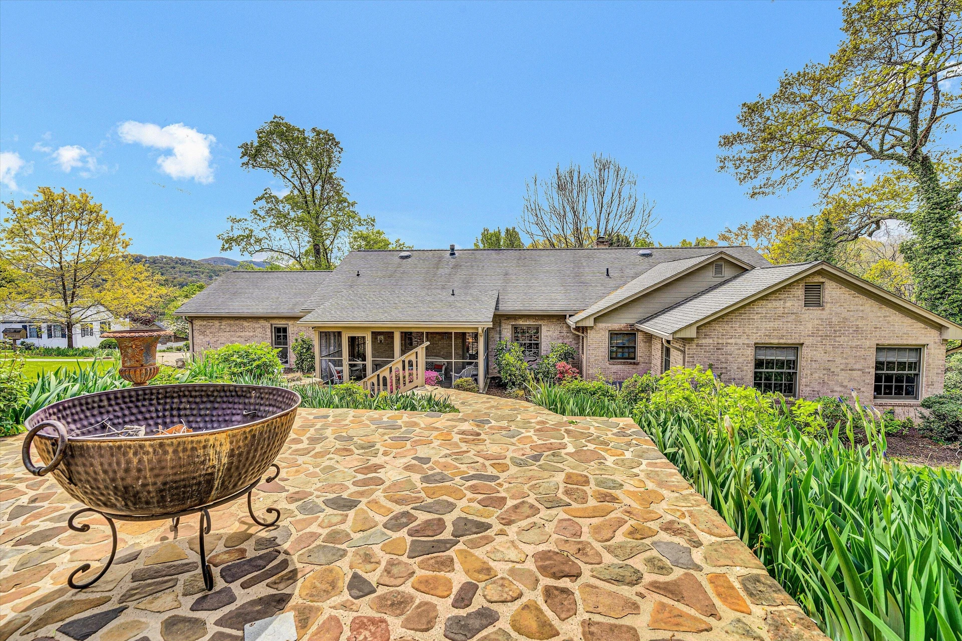 1367 Lakewood DR - Photo 23