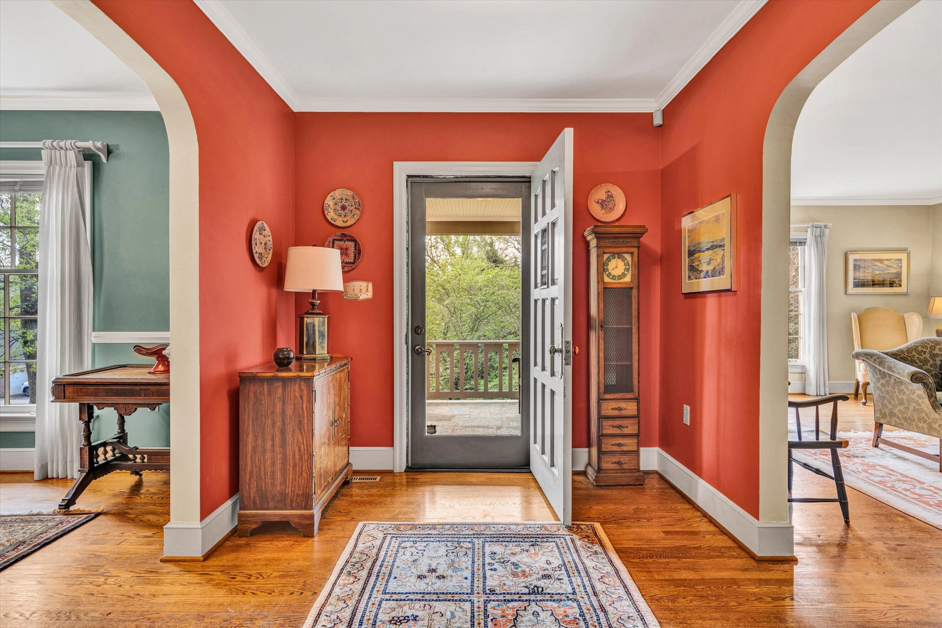 1367 Lakewood DR - Photo 5