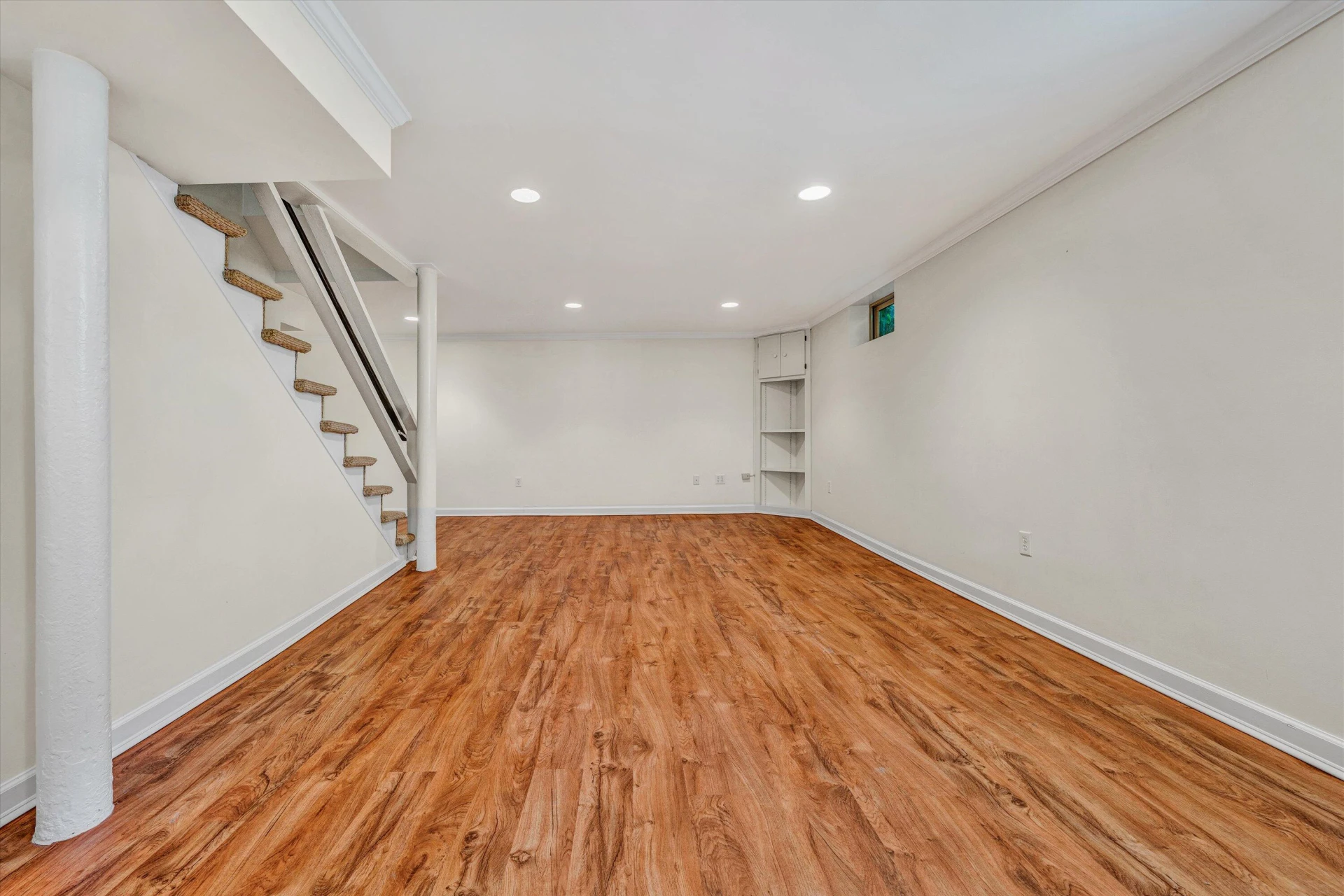 2833 Longview AVE - Photo 35