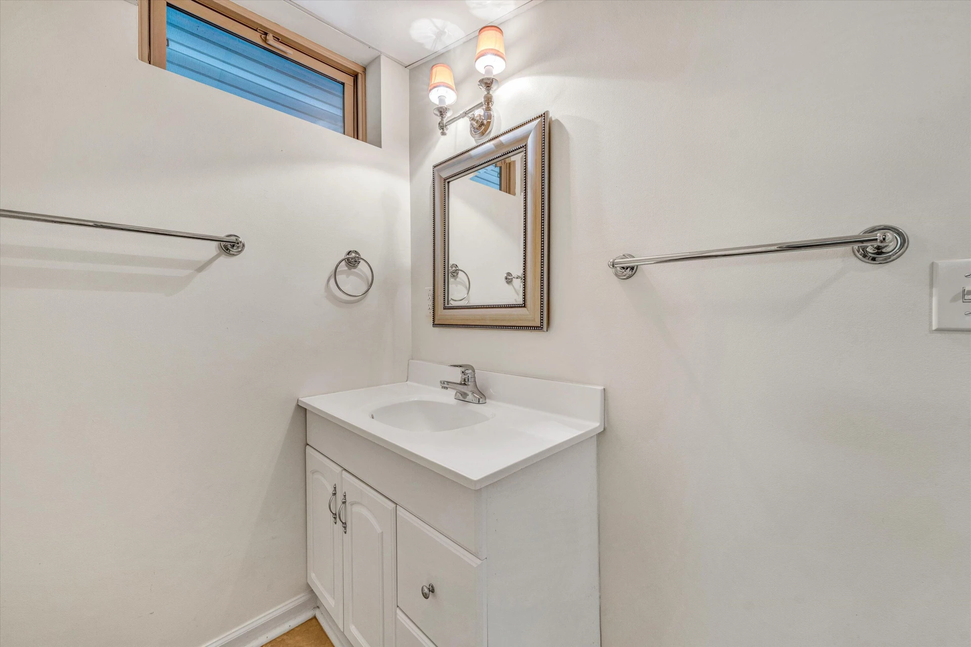 2833 Longview AVE - Photo 36
