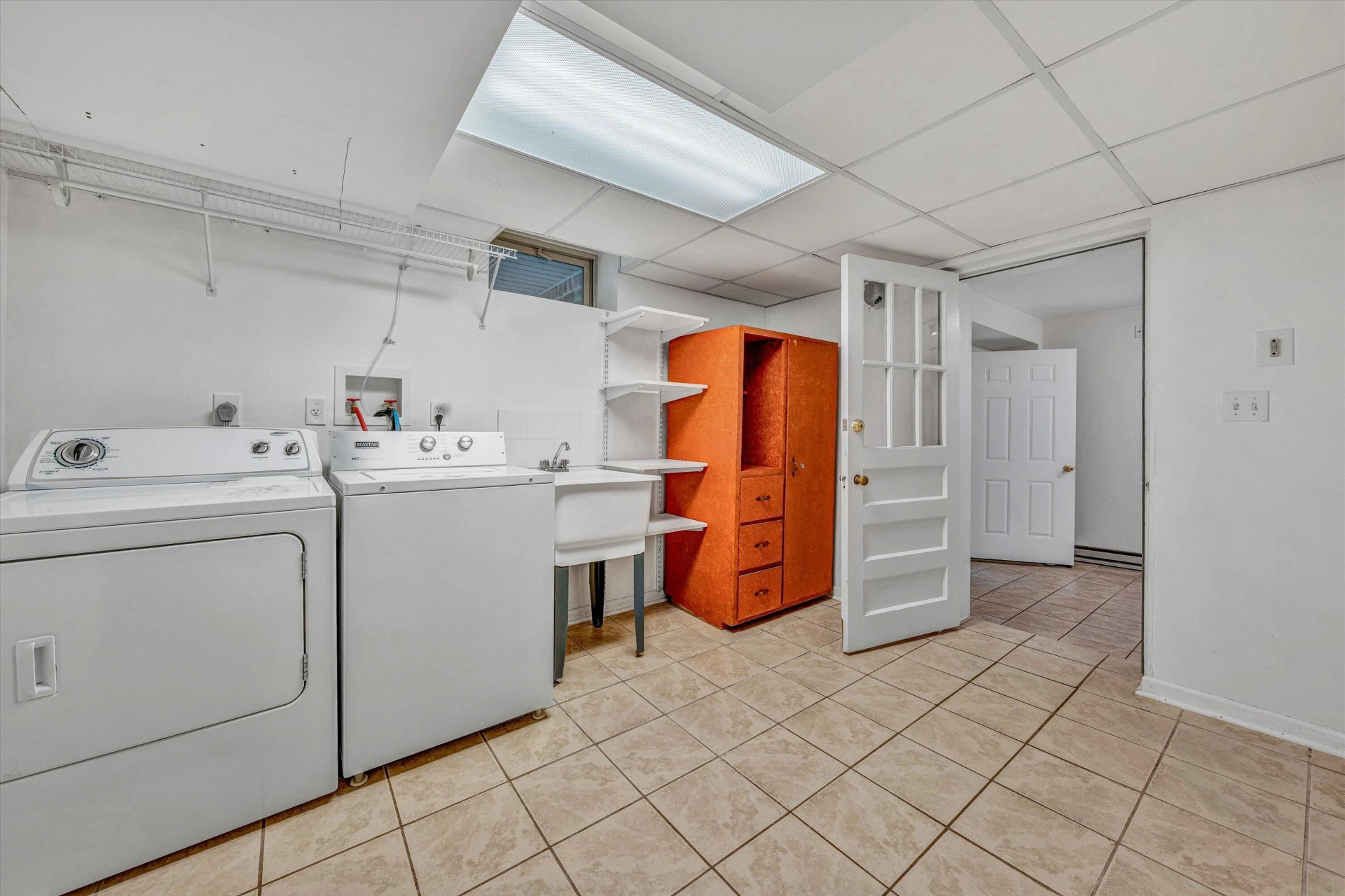 2833 Longview AVE - Photo 38