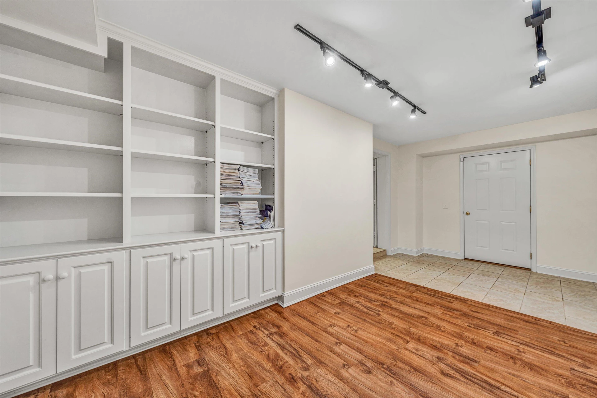 2833 Longview AVE - Photo 40