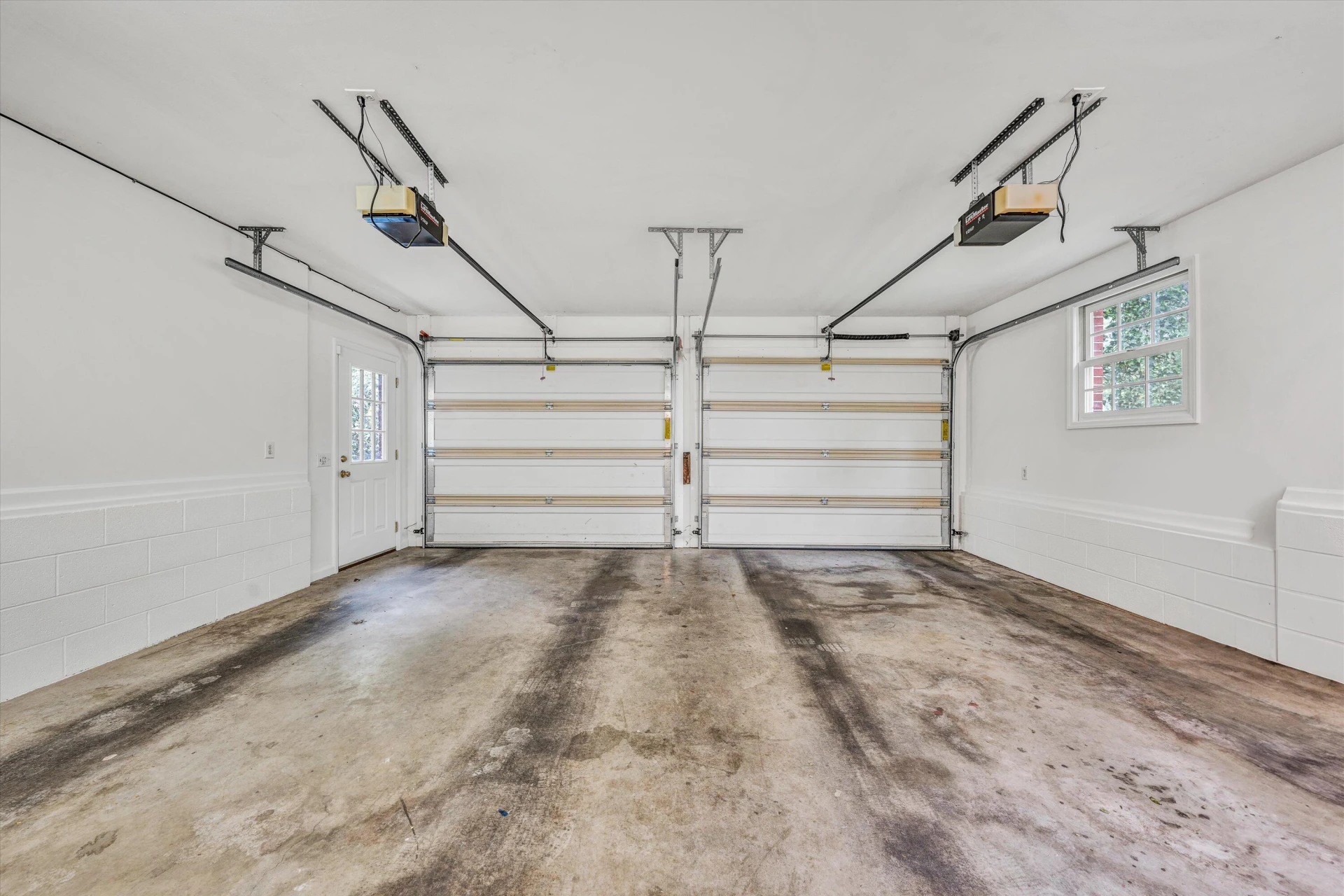 2833 Longview AVE - Photo 41