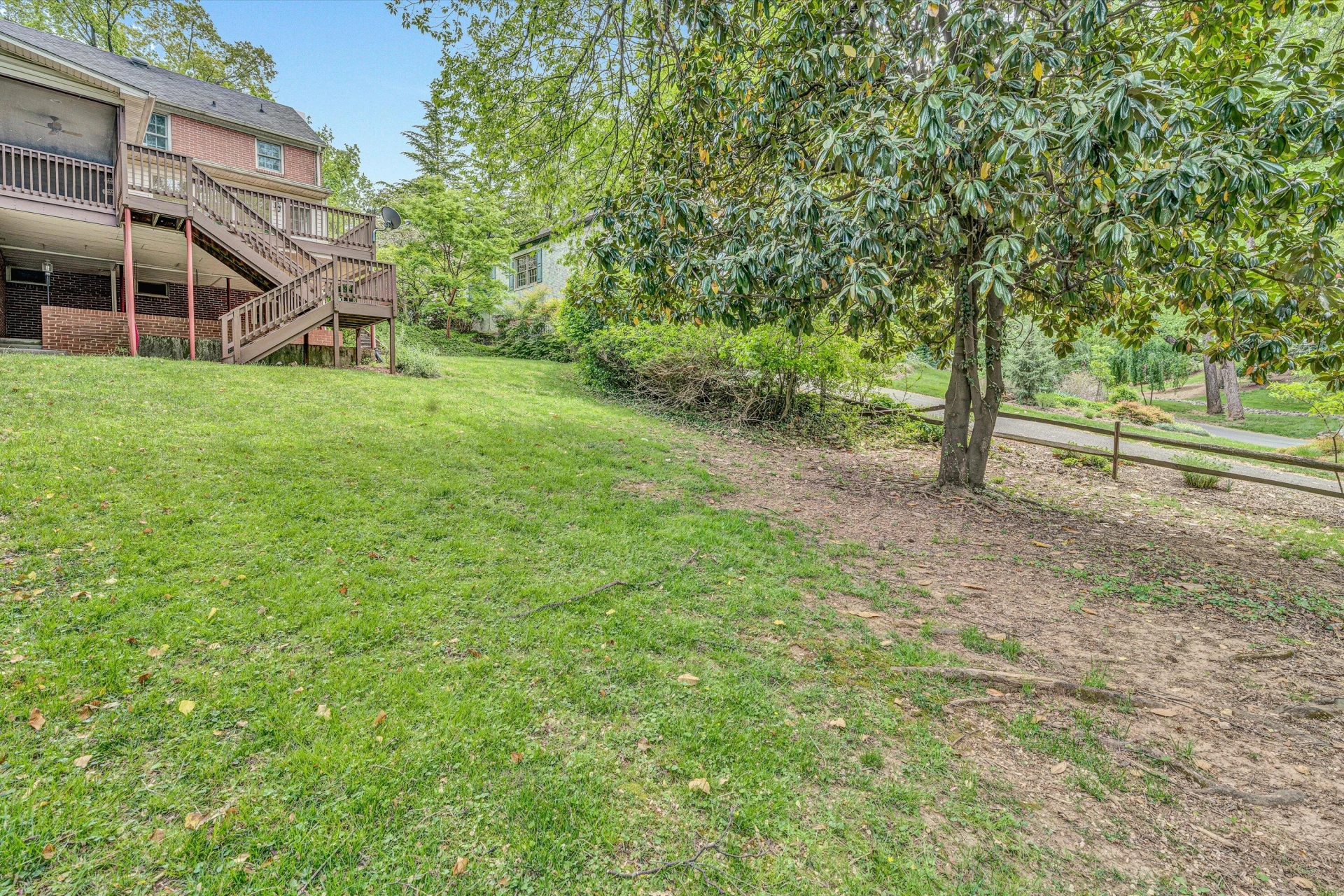 2833 Longview AVE - Photo 47