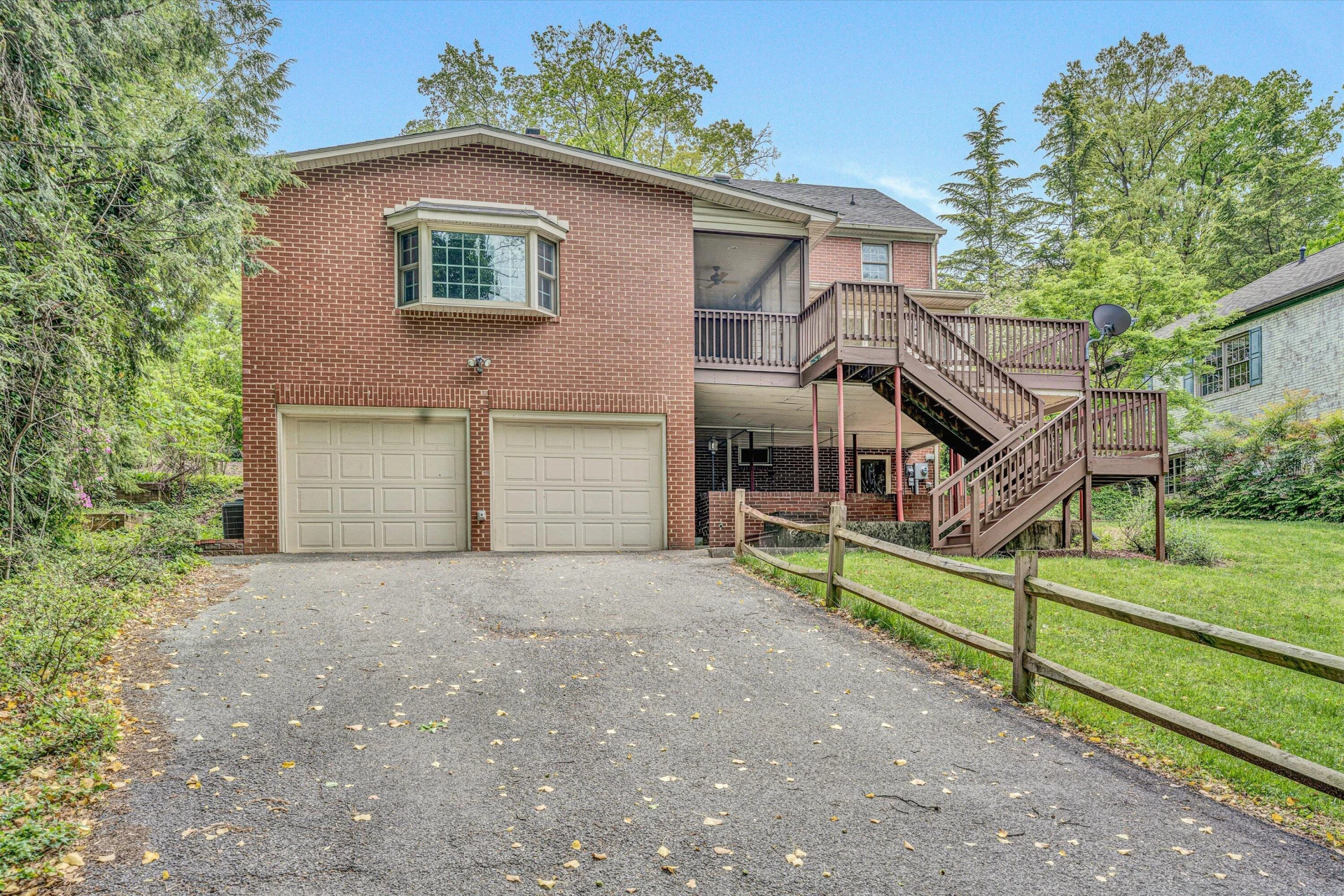 2833 Longview AVE - Photo 49