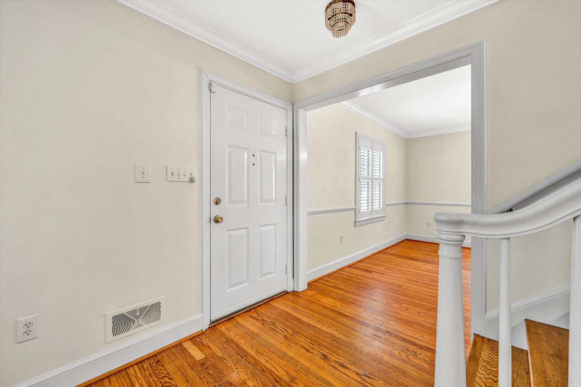 2833 Longview AVE - Photo 5
