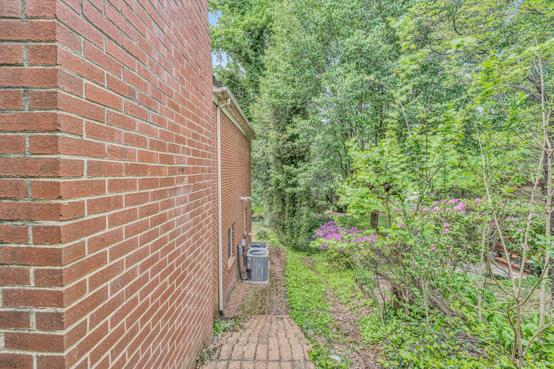 2833 Longview AVE - Photo 51