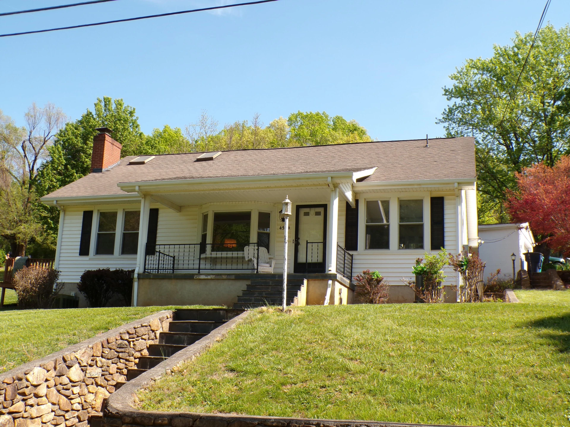 4544 Narrows LN