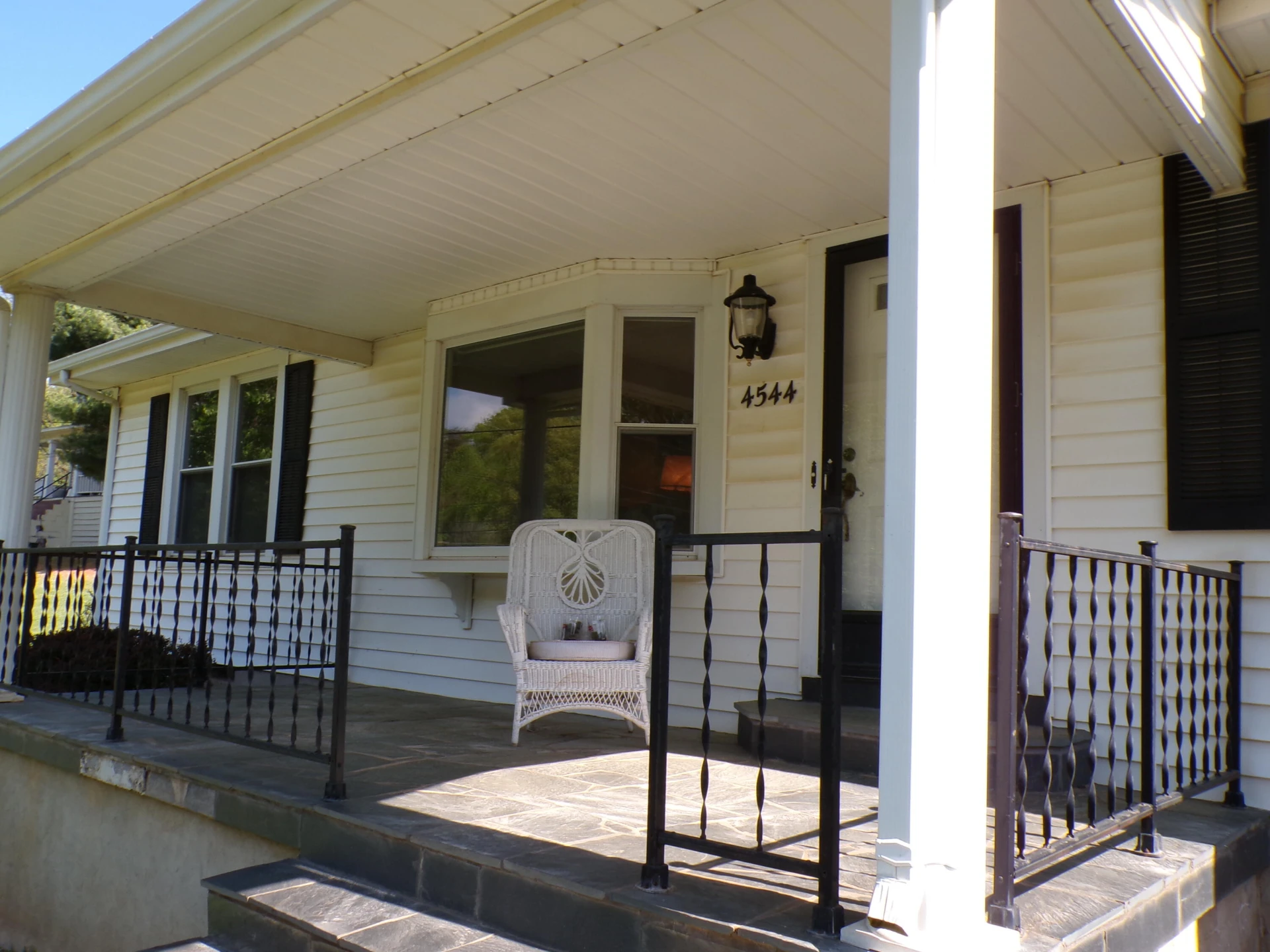 4544 Narrows LN - Photo 4