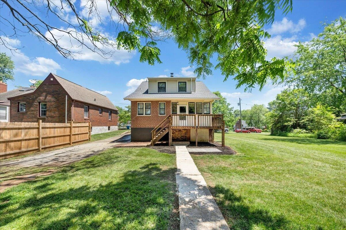 3518 Princeton CIR - Photo 13