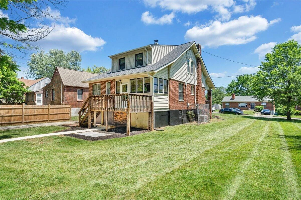 3518 Princeton CIR - Photo 14