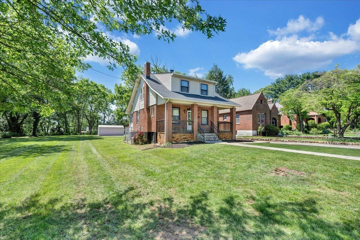 3518 Princeton CIR - Photo 10